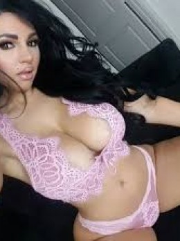 Escort in Dubai - Charu